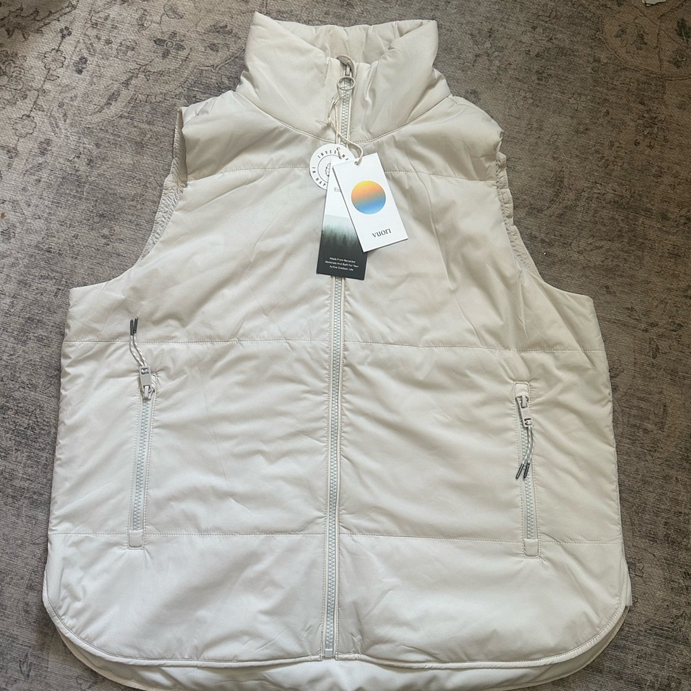 Vuori White Puffer Vest